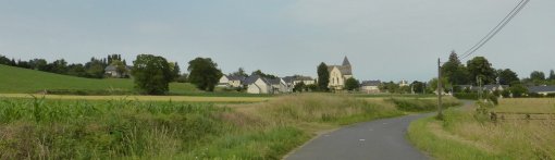 La limitation du mitage aux abords des bourgs permet de préserver la qualité des paysages de frange entre ville et campagne (Blaison-Gohier) en grand format (nouvelle fenêtre)