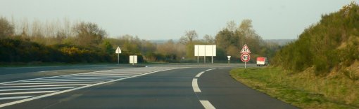 Des infrastructures routières marquantes dans le paysage (Saint-Philbert-de-Grand-Lieu) en grand format (nouvelle fenêtre)
