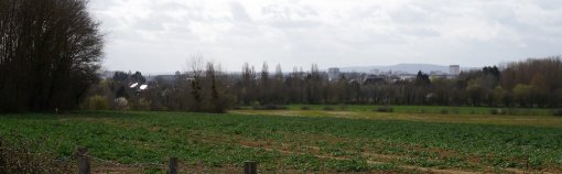 Les paysages périurbains alençonnais qui marquent la vallée de la Sarthe (Le Chevain) en grand format (nouvelle fenêtre)