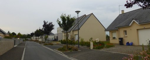Les communes situées à proximité d'Angers ont connu un développement résidentiel important sur la dernière décennie (Sarrigné – 2015) en grand format (nouvelle fenêtre)