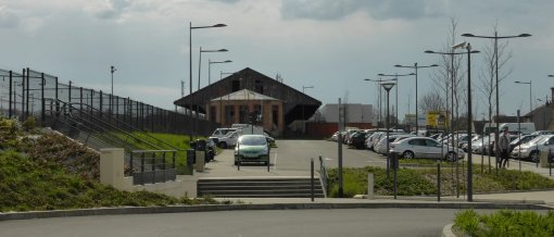 L'arrivée du TGV à Sablé-sur-Sarthe a encouragé la requalification du pôle gare (Sablé-sur-Sarthe – 2015) en grand format (nouvelle fenêtre)