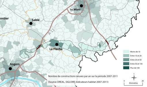 Les principales villes de la vallée du Loir (La Flèche, Durtal, Le Lude et Château-sur-Loir) connaissent des dynamiques constructives soutenues sur la période 2007-2011 (Source : DREAL, SIGLOIRE. Indicateurs habitat 2007-2011) en grand format (nouvelle fenêtre)
