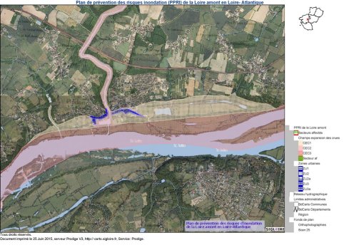 La cartographie du PPRI de la Loire amont dans le secteur d'Oudon (Source : Préfecture de la Loire-Atlantique. Le PPRI de la Loire Amont. (consulté en 06/2015)) en grand format (nouvelle fenêtre)