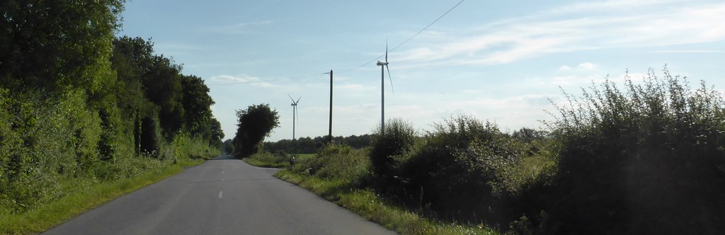 L’unité paysagère des marches entre Anjou et Bretagne connaît un développement important des infrastructures éoliennes (Abbaretz - 2015)