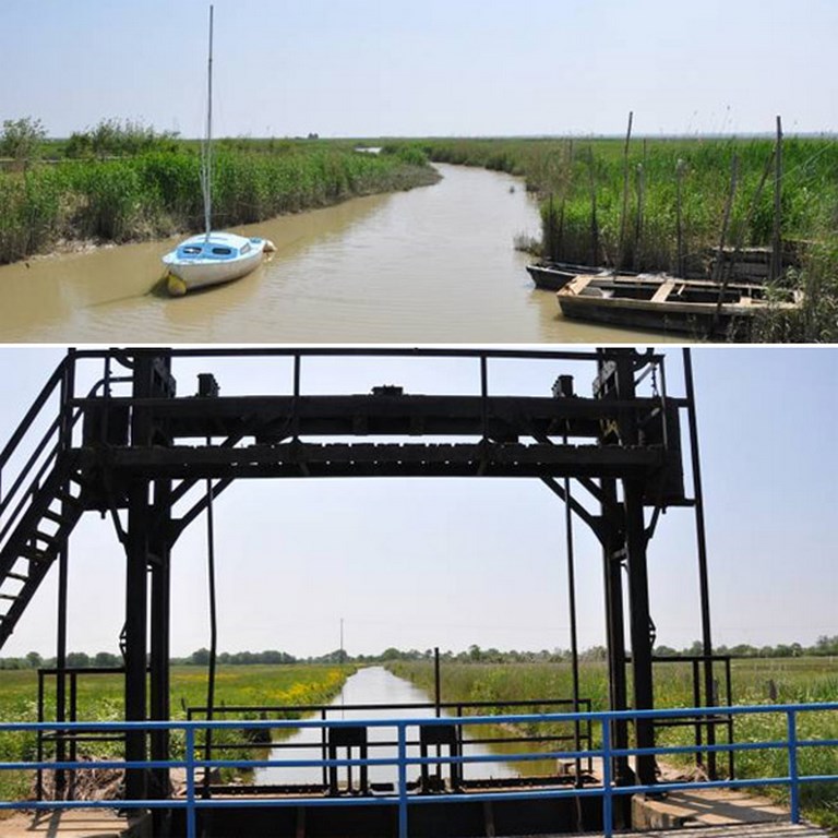 Etiers navigables et écluses sur un canal dans les prairies de Donges
