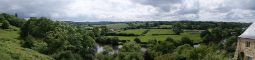 Ambiances paysagères de la vallée de la Mayenne depuis les hauteurs de Daon en grand format (nouvelle fenêtre)