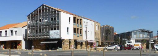Requalification des espaces publics et du bâti ancien dans le quartier des Halles de Brétignolles-sur-Mer (Brétignolles-sur-Mer) en grand format (nouvelle fenêtre)