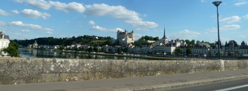 Façade ligérienne – Saumur la Blanche, ville ligérienne en grand format (nouvelle fenêtre)