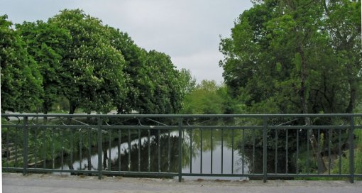 Pont et cale de Rouans en grand format (nouvelle fenêtre)